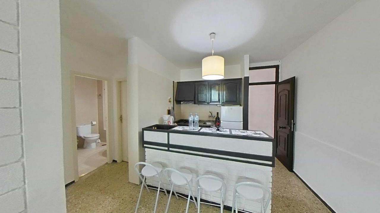 Apartamento Con Terraza Privada En Playa De Las Americas Arona  Bagian luar foto